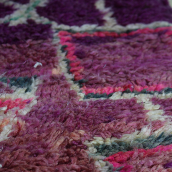 Vintage Rug 193 x 304 cm - Purple Handwoven Berber Carpet- Perfect for Boho & Modern Interiors