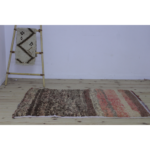 Vintage Rug 169 x 106 cm - Handwoven Berber Carpet with Geometric Patterns - Perfect for Boho & Modern Interiors
